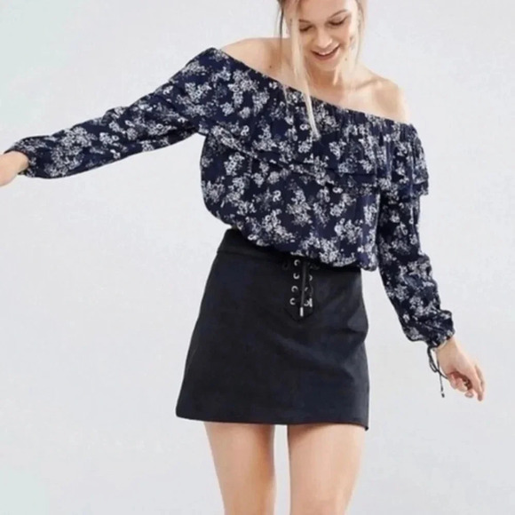 Abercrombie & Fitch Suede Lace Up Black Skirt - Picture 1 of 6